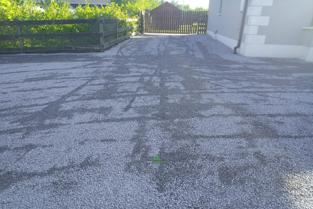 Double Coated Tar and Chip Driveway in Oulart, Co. Wexford