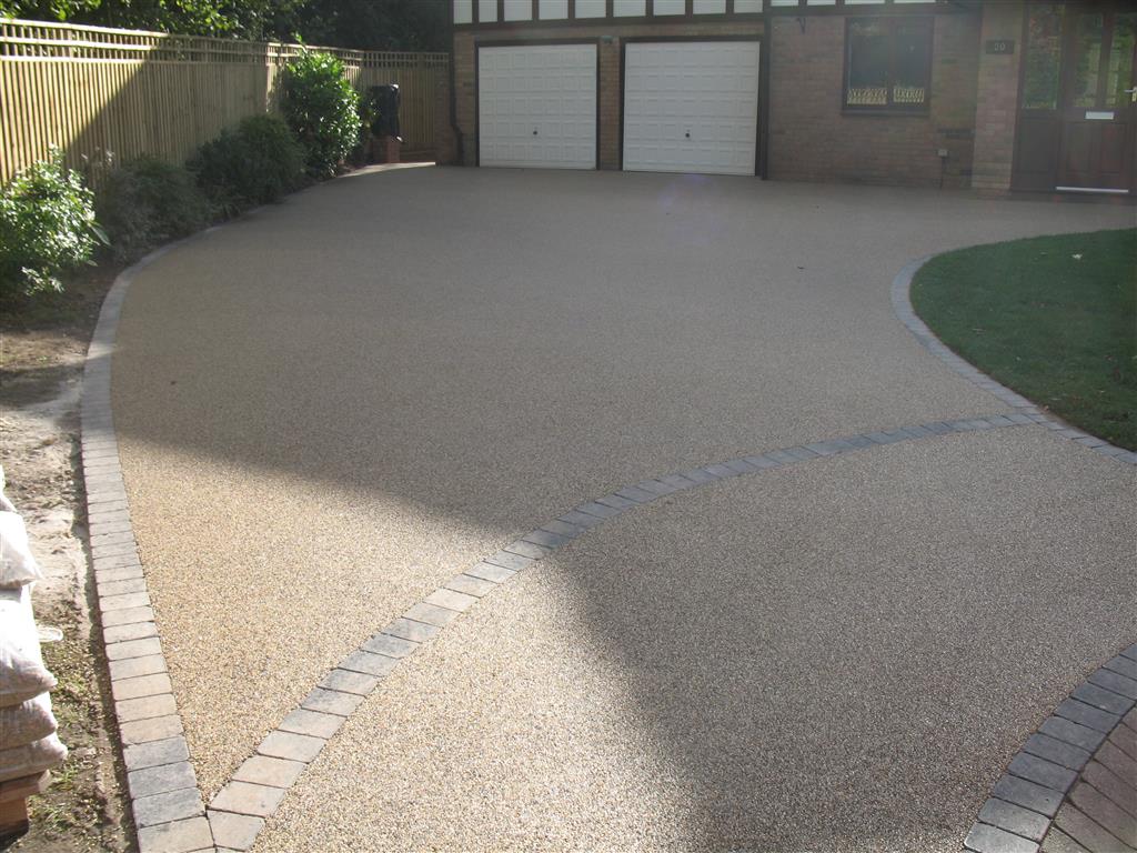 Resin Bond Driveways and Patios Range Of Affordable Choices Available